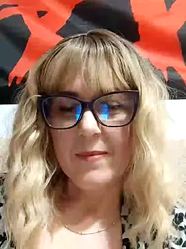 Snapshot of Amelialove42 chatting on 02-16-26, 09:00 Amelialove42 online show from 02-16-26, 09:00