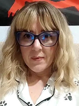 Snapshot of Amelialove42 chatting on 03-19-26, 07:29 Amelialove42 online show from 03-19-26, 07:29