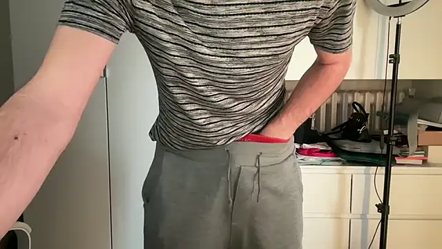 Snapshot of matrixx_9 chatting on 02-08-26, 04:32 matrixx 9 online show from 02-08-26, 04:32