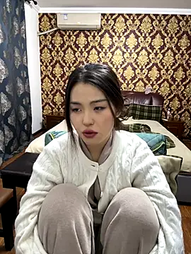 zhenzhen666 online show from 11-26-25, 01:56