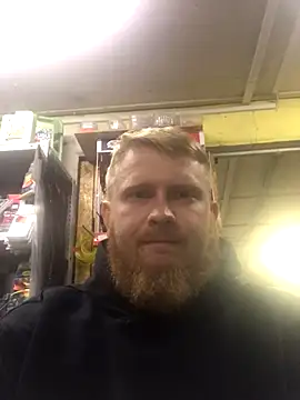 Snapshot of bodywork30 chatting on 10-10-25, 03:22 bodywork30 online show from 10-10-25, 03:22