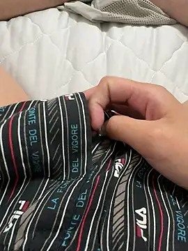 haruki 18old online show from 10-09-25, 02:15