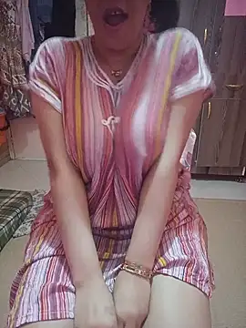 Snapshot of sondimila chatting on 05-20-26, 05:41 sondimila online show from 05-20-26, 05:41