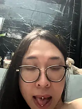 AnnieEma online show from 10-13-25, 03:45