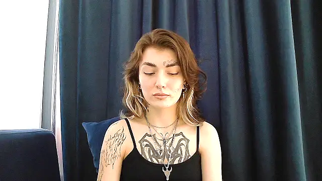 Belynora online show from 02-12-26, 09:04