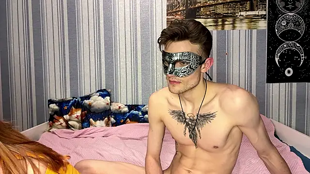 Snapshot of EmiliaCouple chatting on 01-07-26, 02:08 EmiliaCouple online show from 01-07-26, 02:08