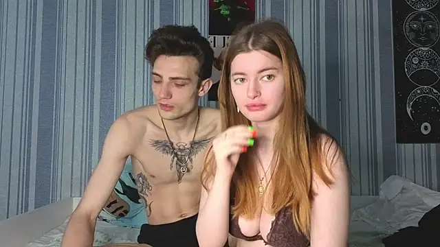 EmiliaCouple online show from 05-15-26, 11:17