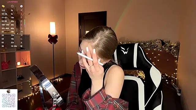 EvaPeace online show from 01-10-26, 07:15