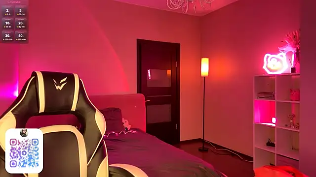 Snapshot of EvaPeace chatting on 03-01-26, 08:22 EvaPeace online show from 03-01-26, 08:22