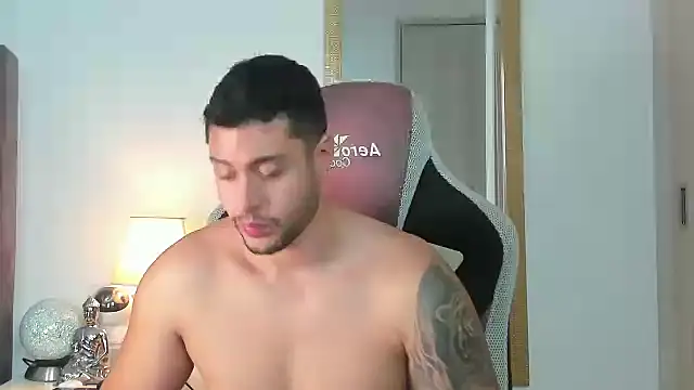 Ken mailik1 online show from 10-19-25, 07:14