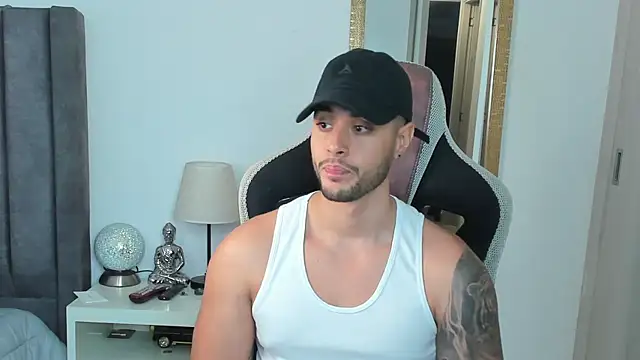 Snapshot of Ken_mailik1 chatting on 02-28-26, 11:17 Ken mailik1 online show from 02-28-26, 11:17