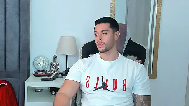 Snapshot of Ken_mailik1 chatting on 03-10-26, 05:12 Ken mailik1 online show from 03-10-26, 05:12