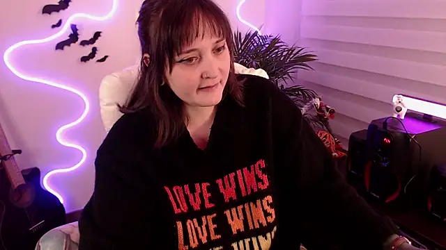 Snapshot of Fallenag666 chatting on 10-17-25, 02:37 Fallenag666 online show from 10-17-25, 02:37