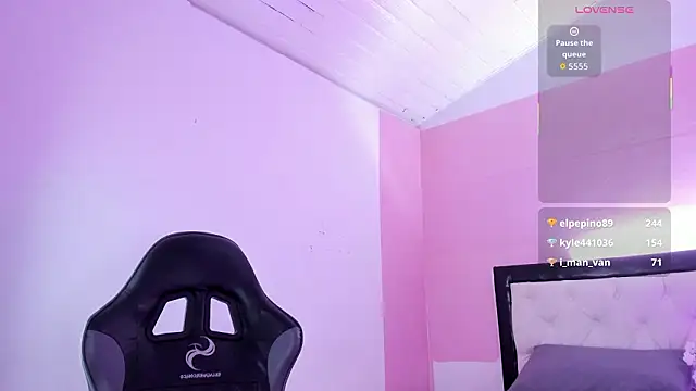 Barbieteeen online show from 03-22-26, 05:38