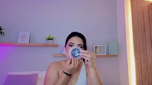 shainadavis online show from 02-09-26, 03:10