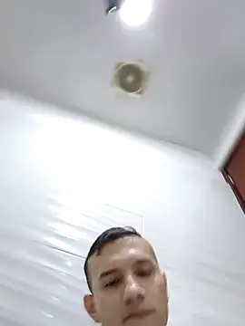 andriu656 online show from 10-21-25, 01:39