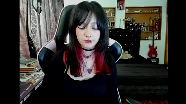 Maki Zein  online show from 03-18-26, 06:11