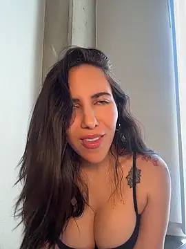 Lolathebaddie online show from 05-12-26, 04:48