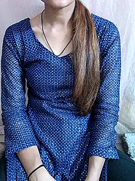 Snapshot of Khushi_rani chatting on 05-12-26, 05:37 Khushi rani online show from 05-12-26, 05:37
