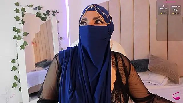  naylaa  online show from 01-15-26, 03:44