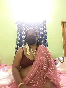 Snapshot of tamil-aunt chatting on 10-10-25, 04:50 tamil-aunt online show from 10-10-25, 04:50