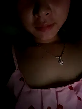 Snapshot of Yan_50299 chatting on 10-18-25, 06:41 Yan 50299 online show from 10-18-25, 06:41