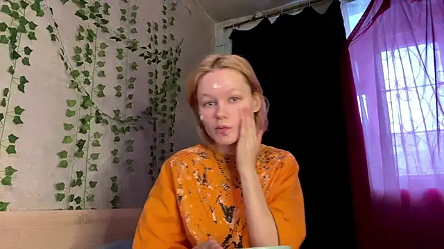 Kate mikki online show from 12-18-25, 03:01