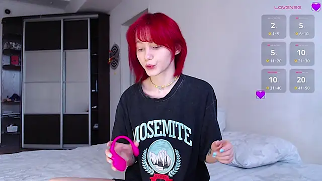 Kate mikki online show from 05-08-26, 04:29