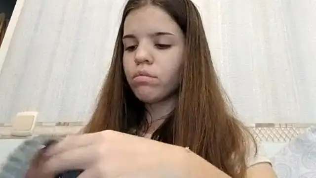Snapshot of LonnaFekety chatting on 10-10-25, 12:48 LonnaFekety online show from 10-10-25, 12:48