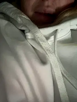 Snapshot of Loredanaa_a chatting on 11-19-25, 02:39 Loredanaa a online show from 11-19-25, 02:39