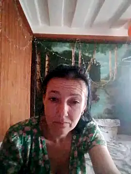 Snapshot of velvet_2200 chatting on 10-15-25, 06:13 velvet 2200 online show from 10-15-25, 06:13
