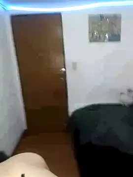 issa bunny online show from 10-12-25, 03:16