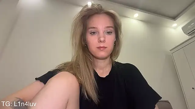 AIicaparkerc online show from 05-10-26, 05:29