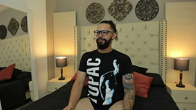 AlukardBig online show from 10-18-25, 09:04