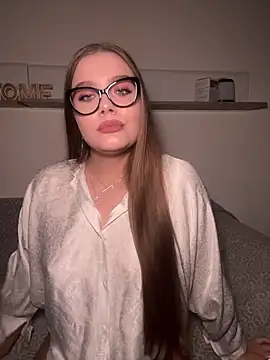 xSlavicDollx online show from 10-15-25, 11:16