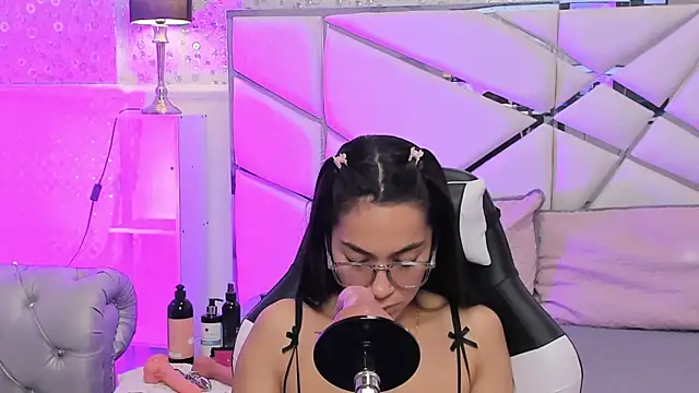 GabbiePrice online show from 06-14-26, 12:30