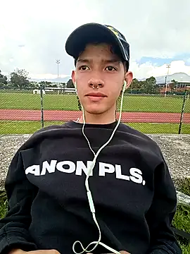 heyy noah11 online show from 05-03-26, 08:48