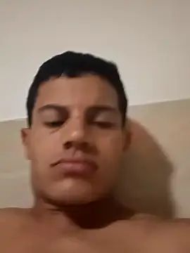 Snapshot of Morensuug chatting on 10-12-25, 07:57 Morensuug online show from 10-12-25, 07:57