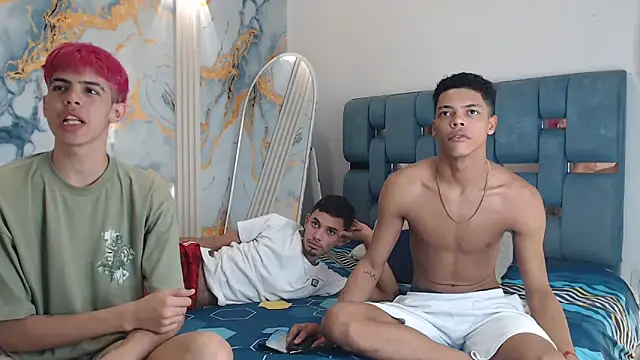 EMPIRE BOYS1 online show from 05-08-26, 07:19