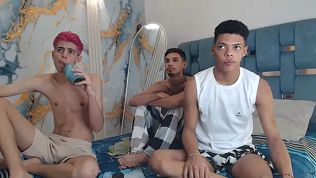 EMPIRE BOYS1 online show from 05-09-26, 07:30