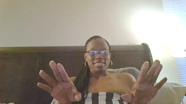 SweetCandy85 online show from 10-12-25, 10:20