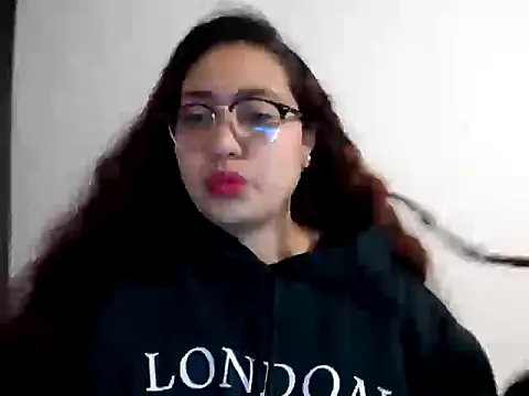 Snapshot of I_AM_ISABELLA chatting on 10-17-25, 04:37 I AM ISABELLA online show from 10-17-25, 04:37