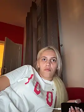 Andreea-Tina01A online show from 10-13-25, 06:41