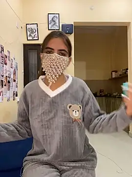 deepikaa aroraa online show from 01-11-26, 04:23