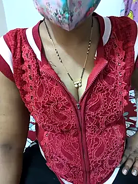 Snapshot of Best_Kannada_Couple chatting on 02-17-26, 05:48 Best Kannada Couple online show from 02-17-26, 05:48