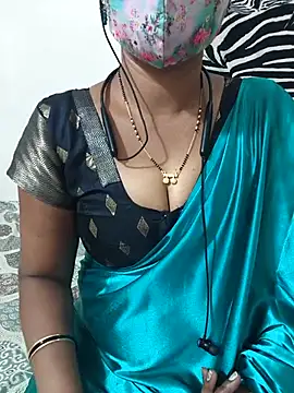 Snapshot of Best_Kannada_Couple chatting on 02-19-26, 05:09 Best Kannada Couple online show from 02-19-26, 05:09