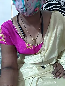 Snapshot of Best_Kannada_Couple chatting on 02-20-26, 05:35 Best Kannada Couple online show from 02-20-26, 05:35