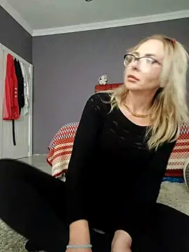 ElenabonyX online show from 01-17-26, 12:21