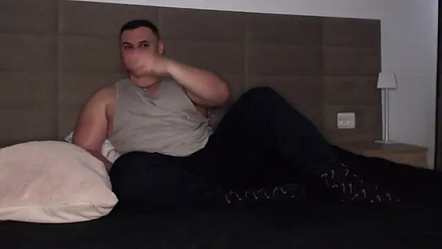 Snapshot of BriannSmith chatting on 03-02-26, 10:11 BriannSmith online show from 03-02-26, 10:11