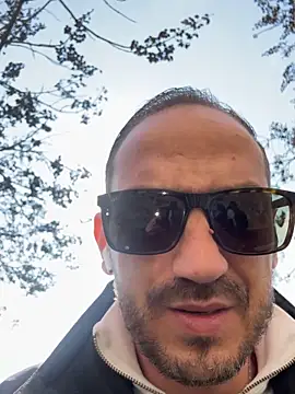 Snapshot of AlexGogo23 chatting on 03-23-26, 11:58 AlexGogo23 online show from 03-23-26, 11:58